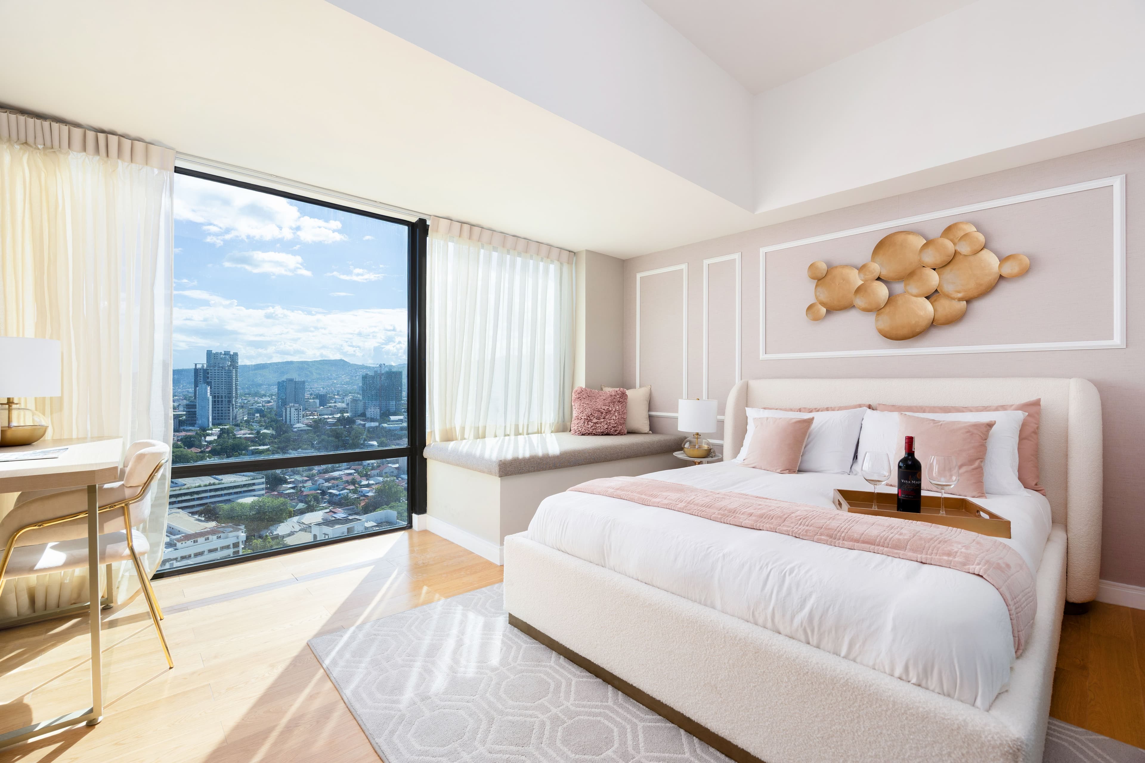 1-Bedroom Suite